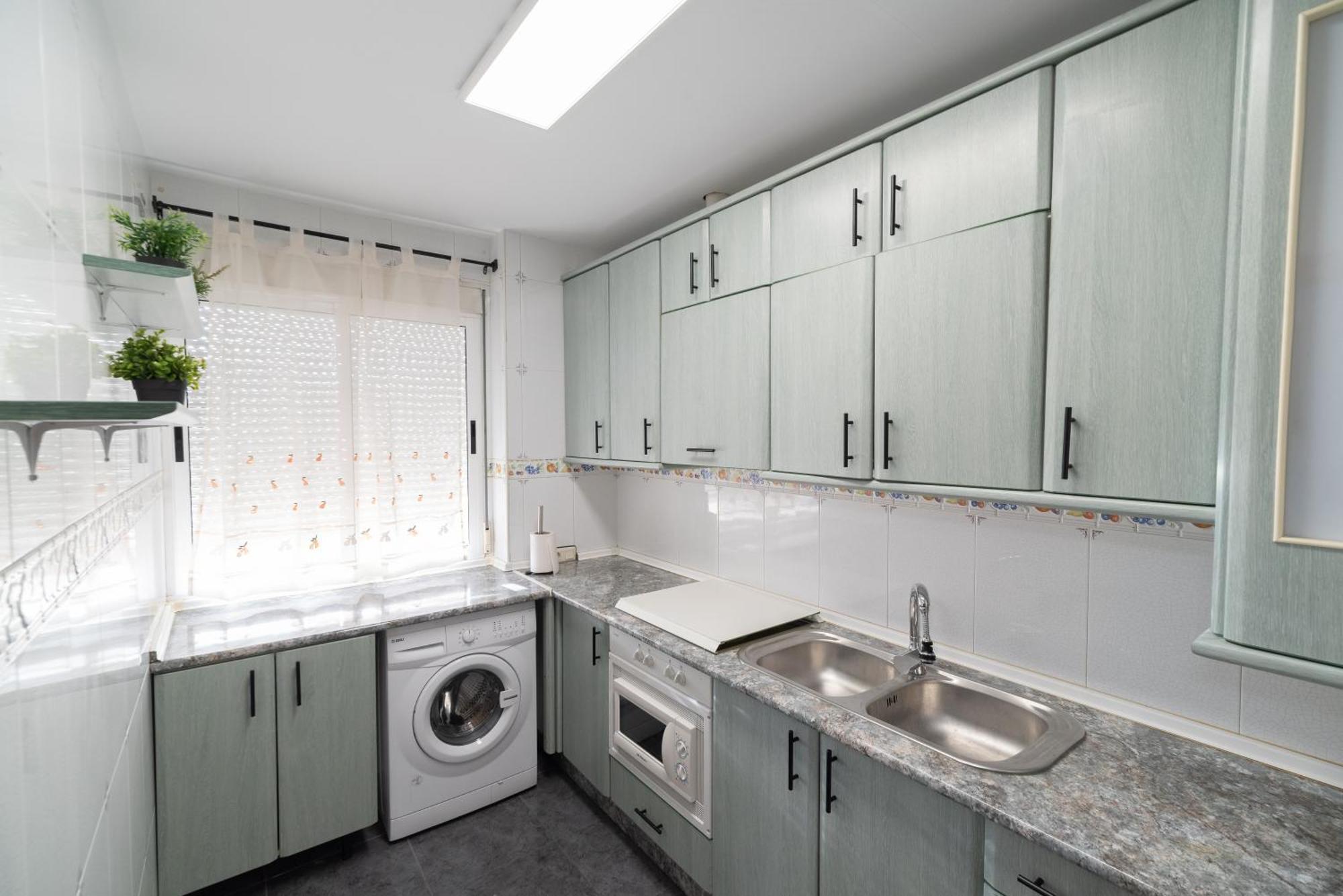 Apartamentos La Mota - Centrico Mota Del Cuervo Luaran gambar