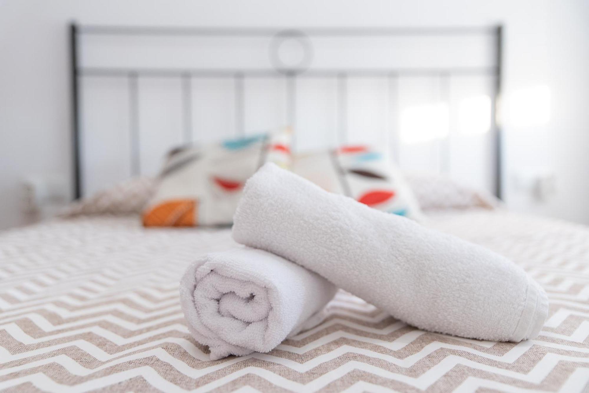 Apartamentos La Mota - Centrico Mota Del Cuervo Luaran gambar